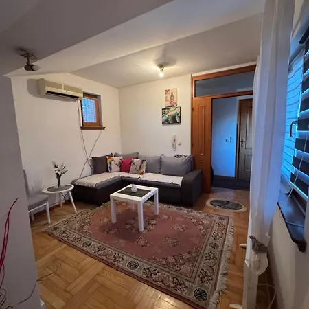 Pakic Apartament *